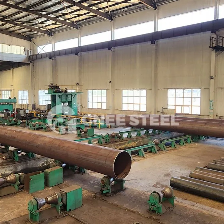 Rúrka EFW z uhlíkovej ocele ASTM A672