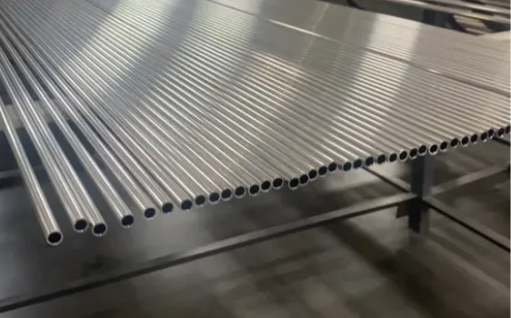 Zarovnaný zváraný s veľkým priemerom Horúce chladné okrúhle štvorcový obdĺžnikový kovový plynulý oceľový potrubie