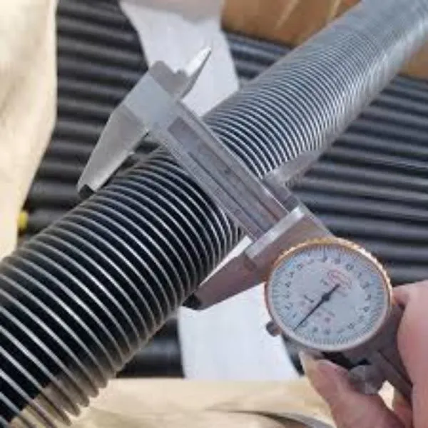 Laserom zváraná rebrovaná rúrka z uhlíkovej ocele|Laserom zváraná rebrovaná rúrka